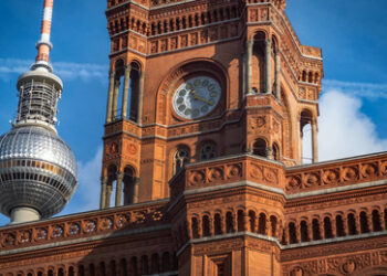 Wahlbeobachter des Europarats in Berlin eingetroffen