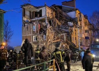 "Ein Kind lebend aus Trümmern geborgen": Vier Tote bei Wohnhaus-Explosion im Gebiet Tula