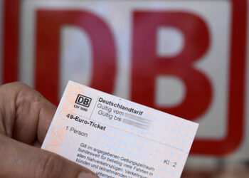 Absicherung bei der Deutschen Bahn: Schufa-Check vor Ausstellung des 49-Euro-Tickets