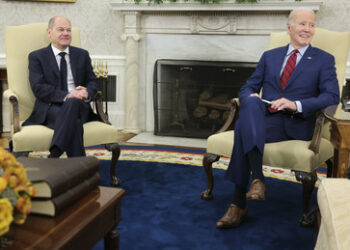 Die nächste Runde Demütigung: Olaf Scholz zum Befehlsempfang in Washington