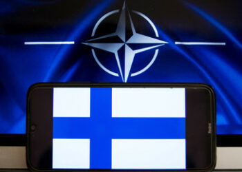 Finnlands Parlament stimmt für NATO-Beitritt