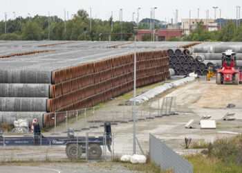 Habeck-Bredouille: Kaufinteresse an Pipeline-Röhren für LNG-Trassen, sie gehören aber Gazprom