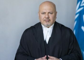 Internationaler Strafgerichtshof: Bruder des "Putin-Anklägers" ist vorbestrafter Pädophiler