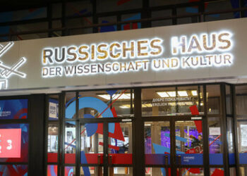 Jetzt iranische Propaganda? – Wenn ein "Qualitätsjournalist" über das Russische Haus schreibt ...