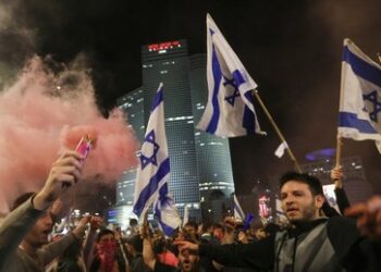 Massenproteste in Israel: Netanjahu drängt Militärchef zur Unterbindung von Reservisten-Protesten