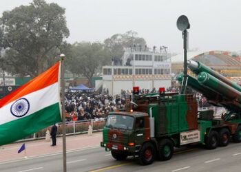 Russisch-indische Kooperation: Neu-Delhi erwirbt 200 BrahMos-Überschallraketen für die Marine