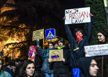 Von Demonstrationen und dem Umgang damit – Russische und deutsche Medien im Vergleich