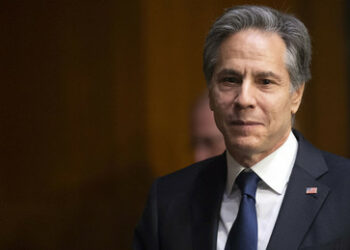 Washington verurteilt Verhaftung eines US-Journalisten und gibt Reisewarnung aus