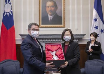 China nutzt „Scheckbuch-Diplomatie“ in Lateinamerika, um Taiwan zu entfremden, da die Invasionsgefahr steigt: Analysten