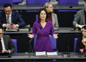 Absurde Außen- und Energiepolitik – Grüne ziehen Deutschland in den Abgrund