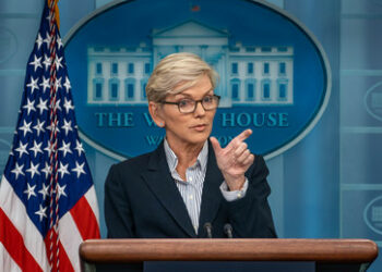 Das kommende Ende der US-Hegemonie: Elektropanzer für den Weltfrieden!