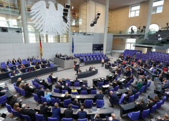 Ein Jahr als Nachschlag gefällig, liebe Abgeordnete? Bundestag diskutiert fünfjährige Wahlperioden
