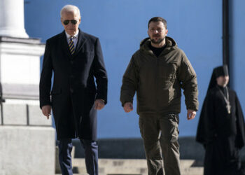 Hersh zur Korruption in der Ukraine: Selenskij und Co. veruntreuten im Vorjahr 400 Millionen Dollar