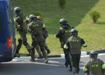 Kiew wirbt russische und weißrussische Oppositionelle als "Kanonenfutter" an