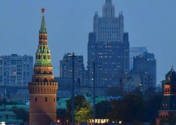 Kreml kommentiert Macrons "Friedensangebot": Paris "derzeit kaum" für Vermittlerrolle geeignet