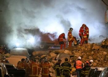 Mindestens fünf Verletzte bei Hauseinsturz in Marseille: Gasexplosion als mögliche Ursache