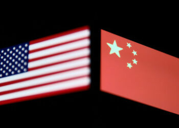 Politico: USA planen beispiellose Beschränkungen für Investitionen in China