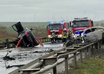 Thüringen: Sieben Tote bei Autounfall, dabei fünf Opfer gerade mal 19 Jahre alt