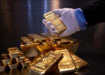 Wegen schwächelnder US-Wirtschaft: Goldpreis knackt Rekordmarke von 2.000 Dollar