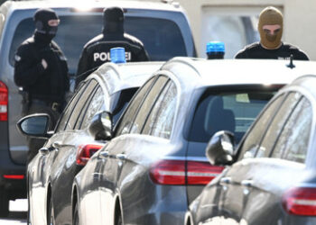 "Todesfasten": Ex-Oberst und "Reichsbürger" verweigert Nahrungsaufnahme