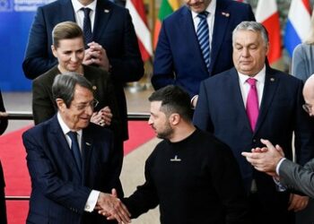 "Zutreffend und mutig": Russlands Ex-Präsident Medwedew lobt Orbán für Ukraine-Kritik