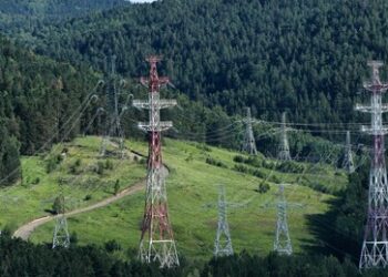 Baltische Staaten beschließen beschleunigte Abtrennung vom russischen Stromnetz