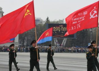 Berlin: Russische und selbst sowjetische Fahnen und Symbole sind nun doch verboten