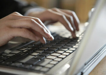 El Salvador befreit IT-Unternehmen von Steuern