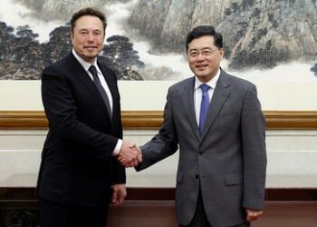 Elon Musk trifft sich in Peking mit Chinas Außenminister Qin Gang