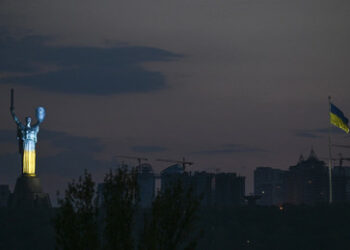 Kiewer Behörden melden massivsten Drohnenangriff überhaupt