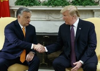 Orbán zu Trump: "Komm zurück, Herr Präsident, und bring uns Frieden"