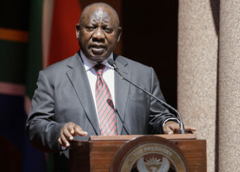 Pretoria dementiert: US-Botschafter wirft Südafrika Waffenlieferung an Russland vor