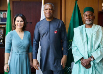 Prinz der Königsfamilie von Benin über Annalena Baerbock: "Ihre Außenministerin ist zu jung"