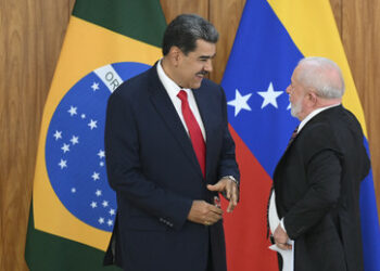 Treffen von Lula mit Maduro: Gemeinsame Währung abseits vom Dollar diskutiert