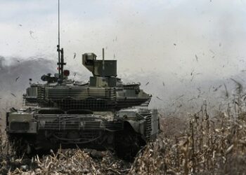 Verteidigungsminister Schoigu: Waffenlieferungen an Truppen brauchen besondere Kontrolle