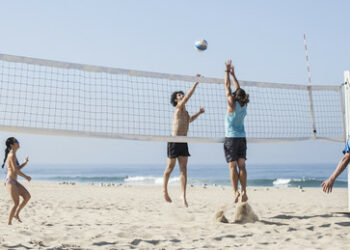 "Die reden Russisch miteinander" – Wie Polen in der Türkei einen Strandkrieg vom Zaun brachen