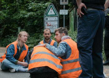 "Letzte Generation" - Bundesweite Polizeirazzia in sieben Bundesländern