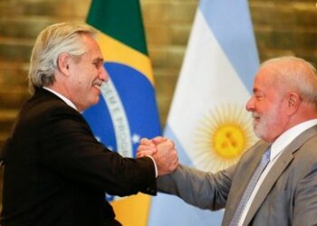 "Messer von Kehle nehmen" – Lula will Argentinien in Wirtschaftskrise beistehen