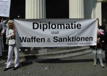 "Selenskij ist ein Kriegstreiber" – Proteste gegen Karlspreisverleihung an Selenskij