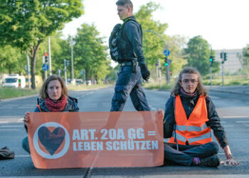 "Wir brauchen Geld!" – "Letzte Generation" verlegt sich aufs Betteln