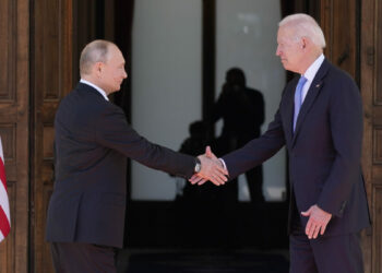 President Joe Biden (R) and Russian President Vladimir Putin (L), arrive to meet at the Villa la Grange in Geneva, Switzerland, on June 16, 2021. (Patrick Semansky/AP Photo)