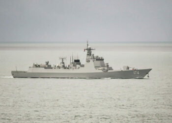 A People's Liberation Army-Navy (PLA-N) Luyang-class guided missile destroyer leaves the Torres Strait and enters the Coral Sea on Feb. 18, 2022. (Supplied/Australian Defence Department)