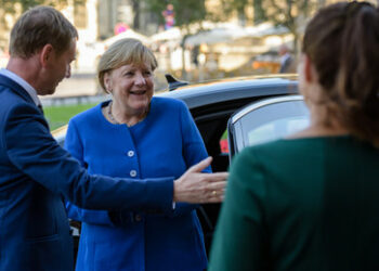 200.000 Migranten pro Jahr: Kretschmer will Obergrenze im Grundgesetz festschreiben lassen