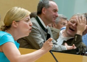 Bayern: Aiwanger Abwahl gescheitert – Grünen-Abgeordnete Schulze poltert gegen Konkurrenten