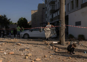 Bewohner von Artjomowsk: "Ukrainische Soldaten haben unsere Kinder entführt und Zivilisten getötet!"