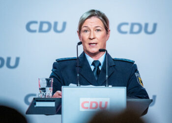 Causa Pechstein: Friedrich Merz (CDU) von Rede begeistert, Bundespolizei erkennt homophobe Inhalte