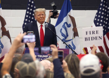 Geheimdokumente: Donald Trump offiziell angeklagt und vorgeladen