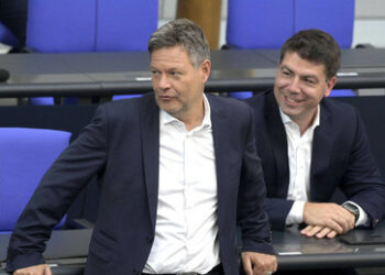 Habeck im Bundestag: "Falschunterstellungen" und ein "erster russischer Angriffskrieg 2014"