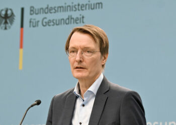 Lauterbach warnt vor "unkontrolliertem Krankenhaussterben"