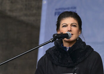 Linkspartei gespalten über Angriff des Parteivorstands auf Sahra Wagenknecht